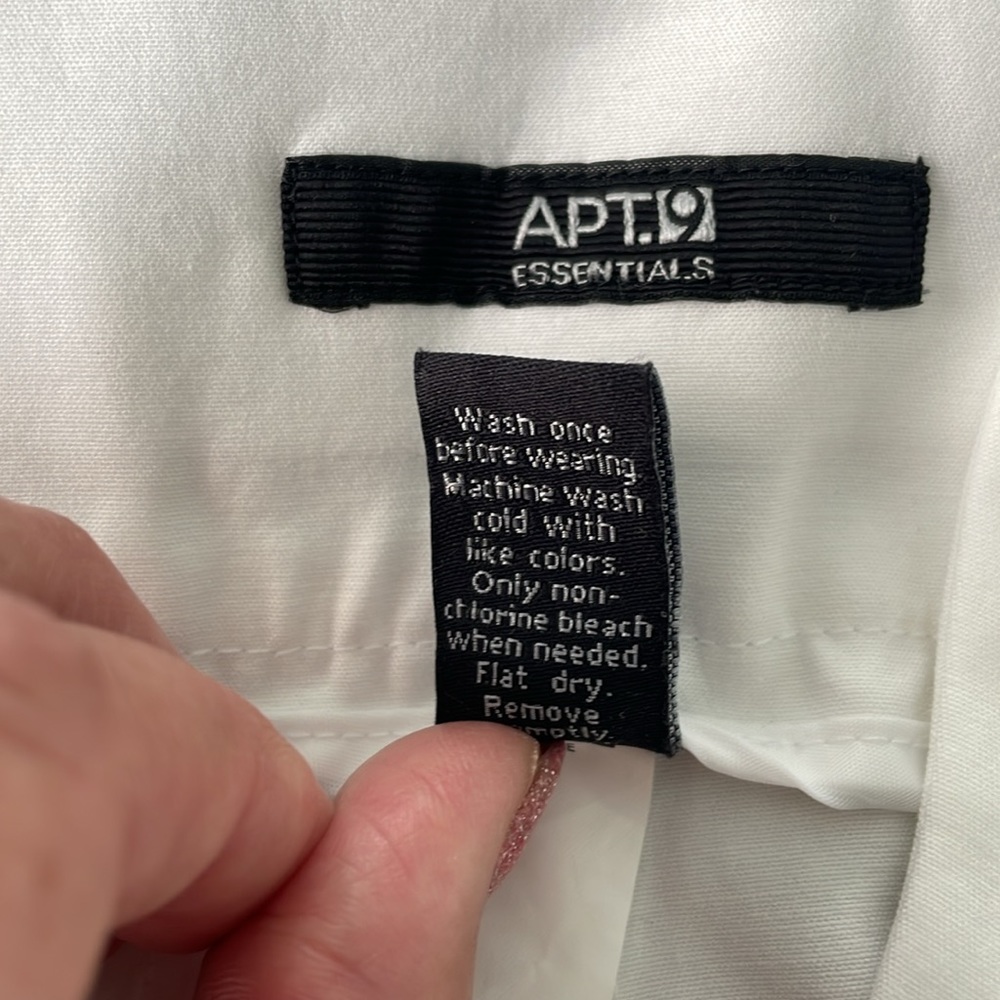 Women’s white shorts - Apt. 9 - Picture 5 of 7